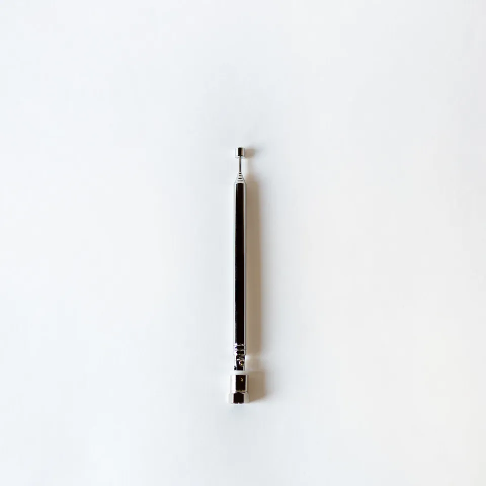 tivoli-audio-telescopic-fm-antenna-65-cm-teleskopantenne-f-r-model-one-music-sys image 1
