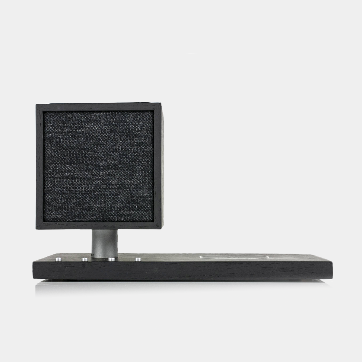 tivoli-audio-revive-bluetooth-lautsprecher-mit-led-lampe-und-qi-ladestation image 2